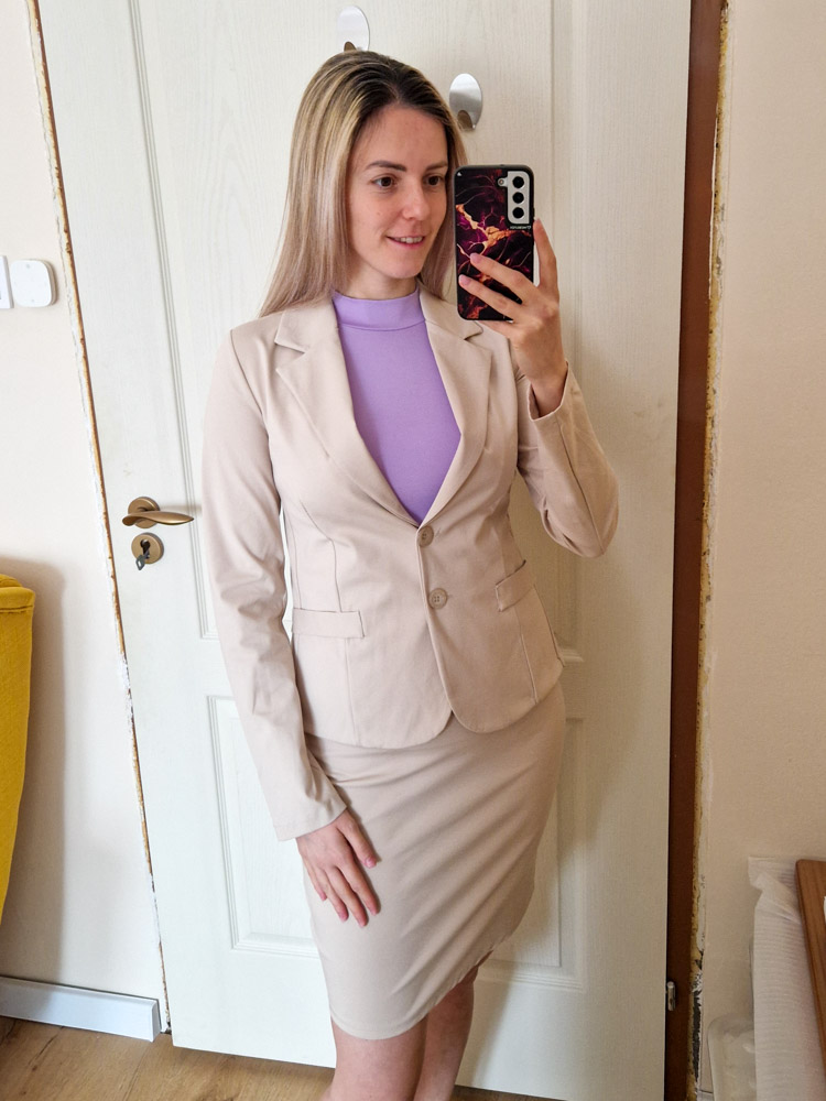 naomi-normal-hosszusagu-karcsusitott-elegans-bezs-blezer-20