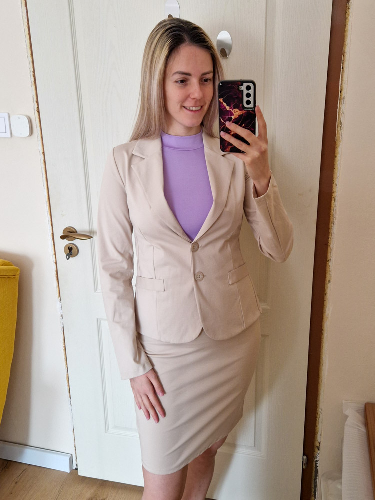 naomi-normal-hosszusagu-karcsusitott-elegans-bezs-blezer-21