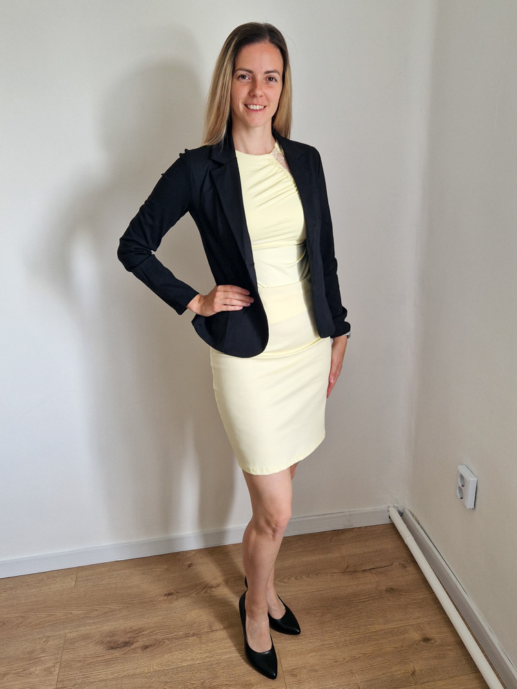 naomi-normal-hosszusagu-karcsusitott-elegans-fekete-blezer-42