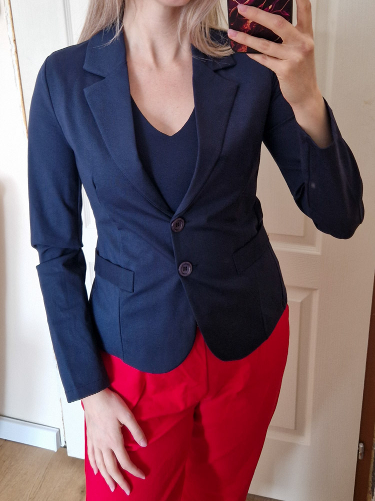 naomi-normal-hosszusagu-karcsusitott-elegans-sotetkek-blezer-12