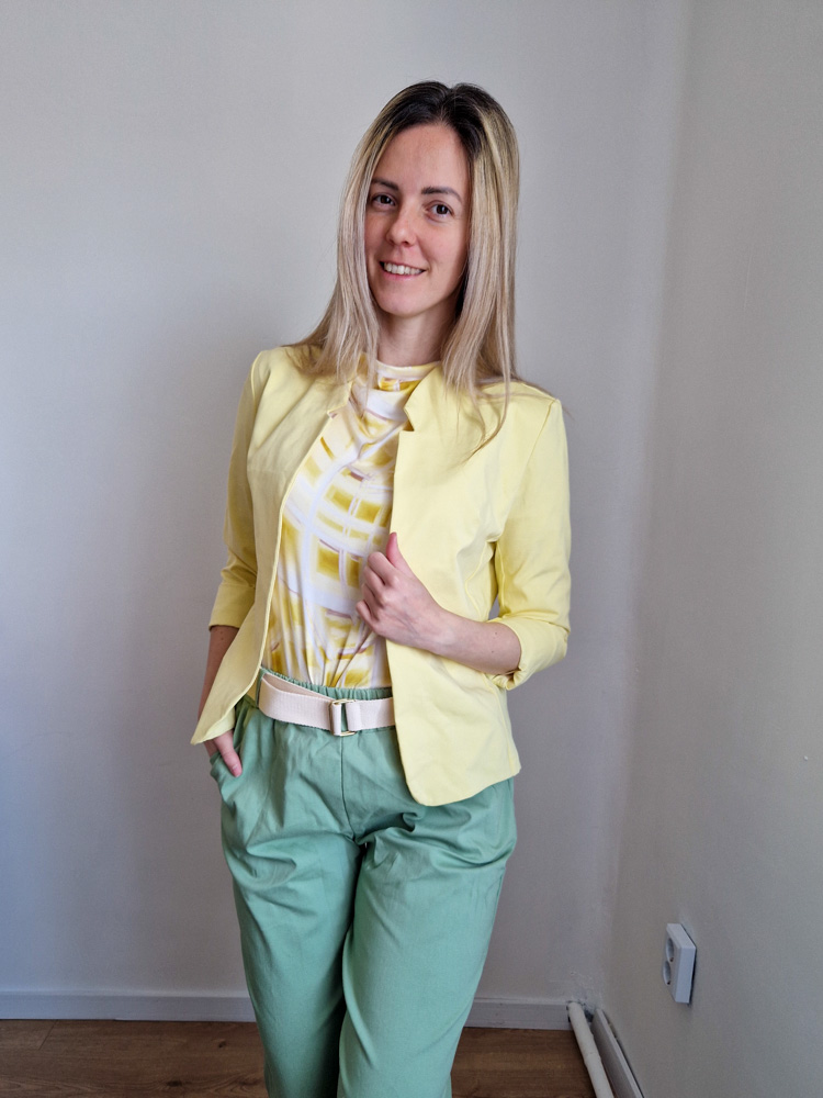 Camilla pasztellsárga elegáns blézer