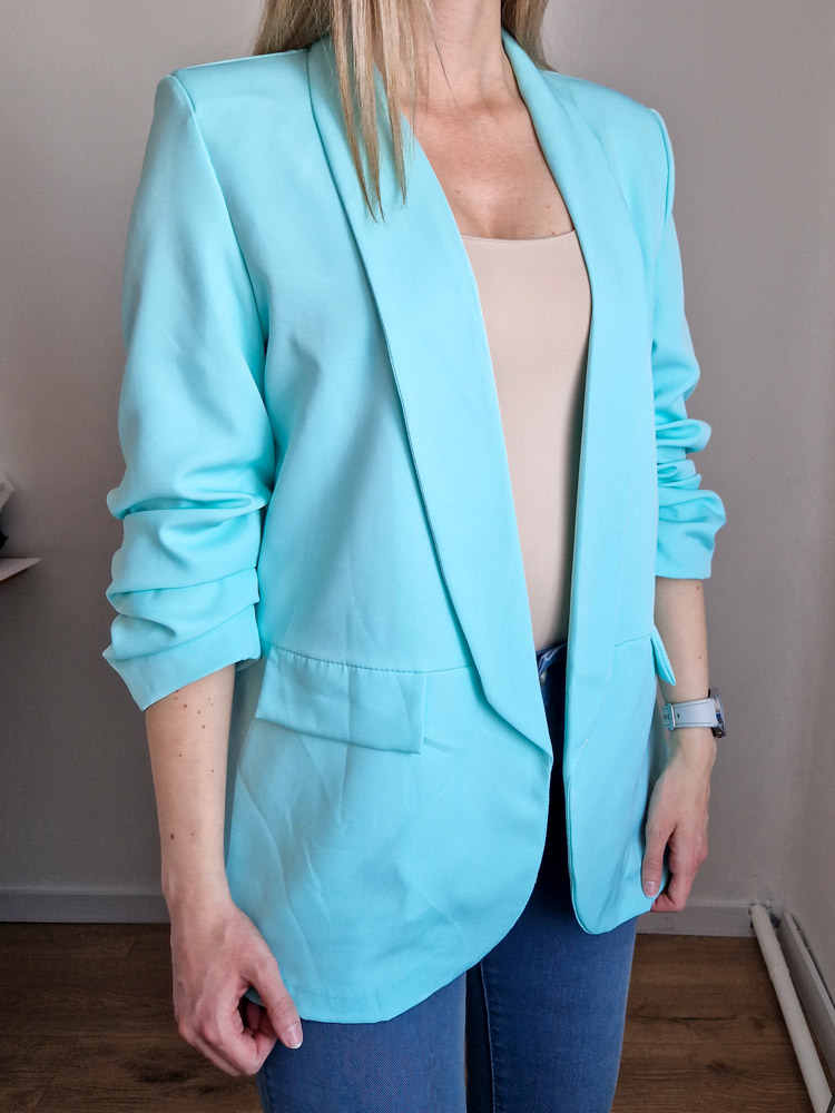 dorka-menta-noi-blezer-elegans-gomb-nelkuli-letisztult-blezer-7