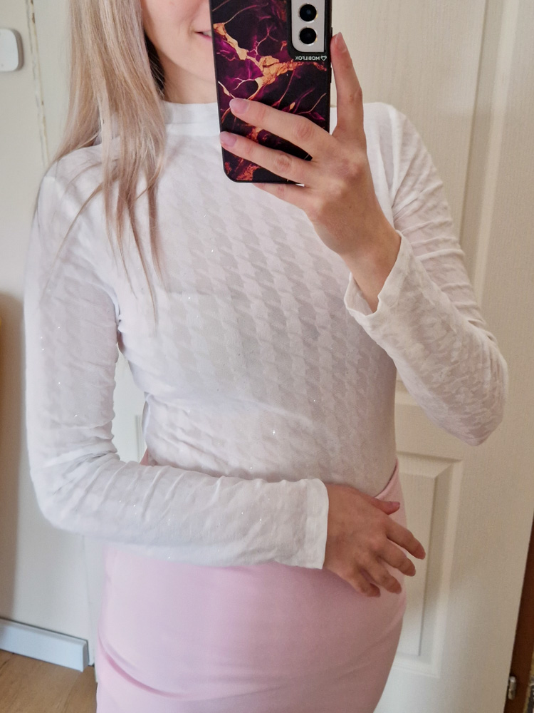 Samantha fehér csillogós mintás hosszú ujjú női felső – rugalmas