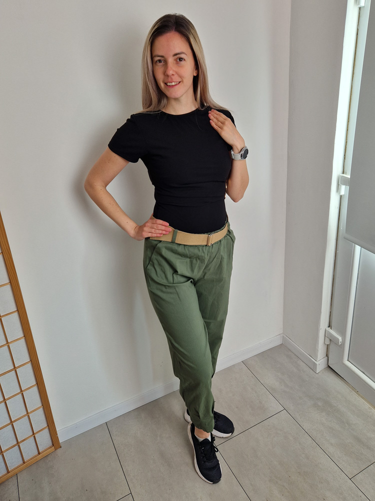 Anita khaki mom fazonú női nadrág ajándék övvel – elegáns, kényelmes fazon XL méretig