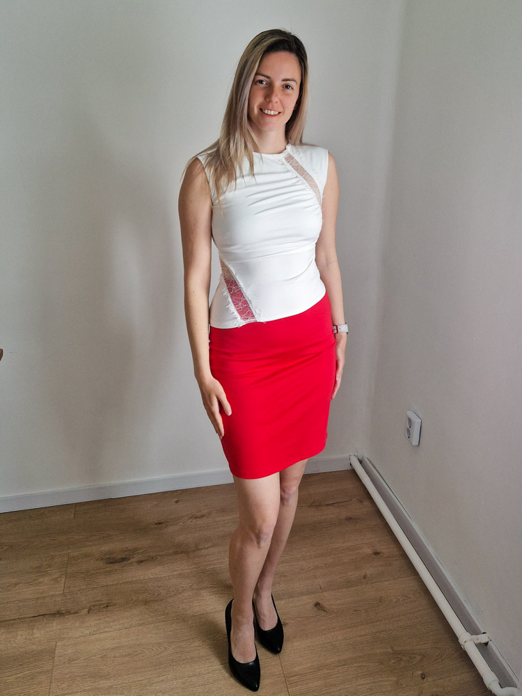 Bella fehér elegáns csipkés női felső – XS-L méret