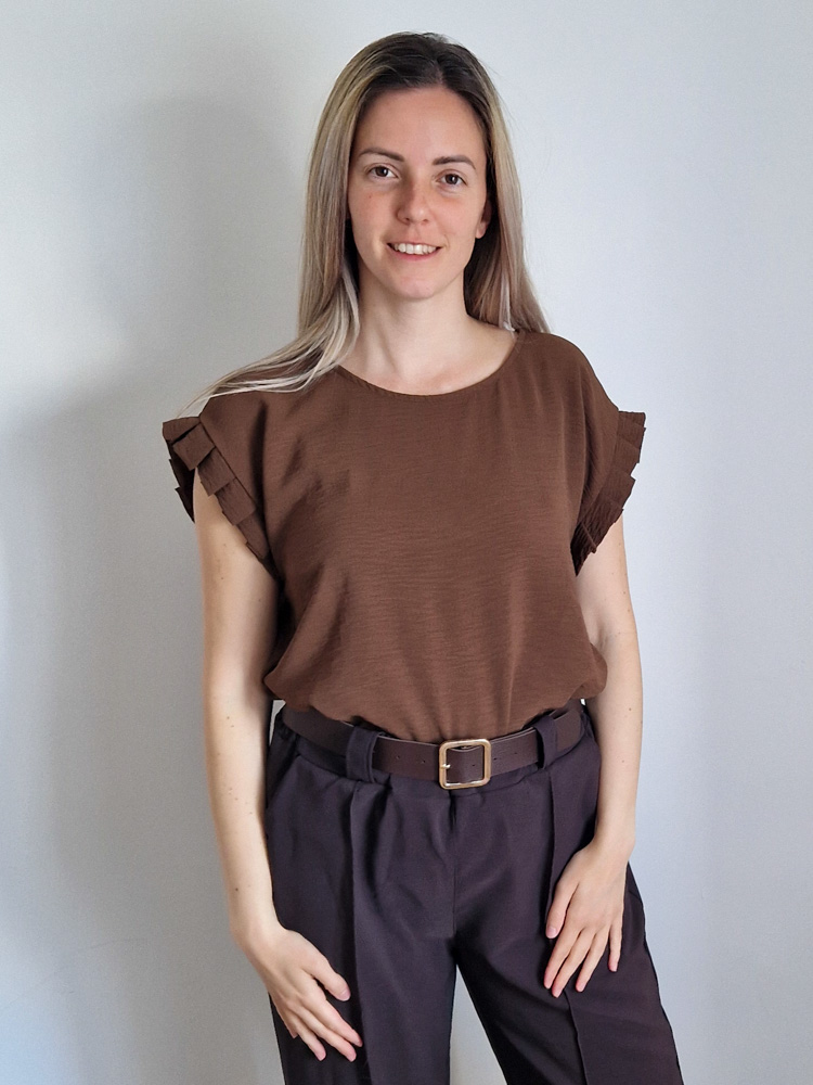 Dóra csokibarna fodros felső XL méretig