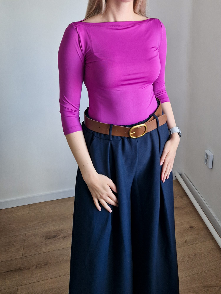 Love csónaknyakú lila felső