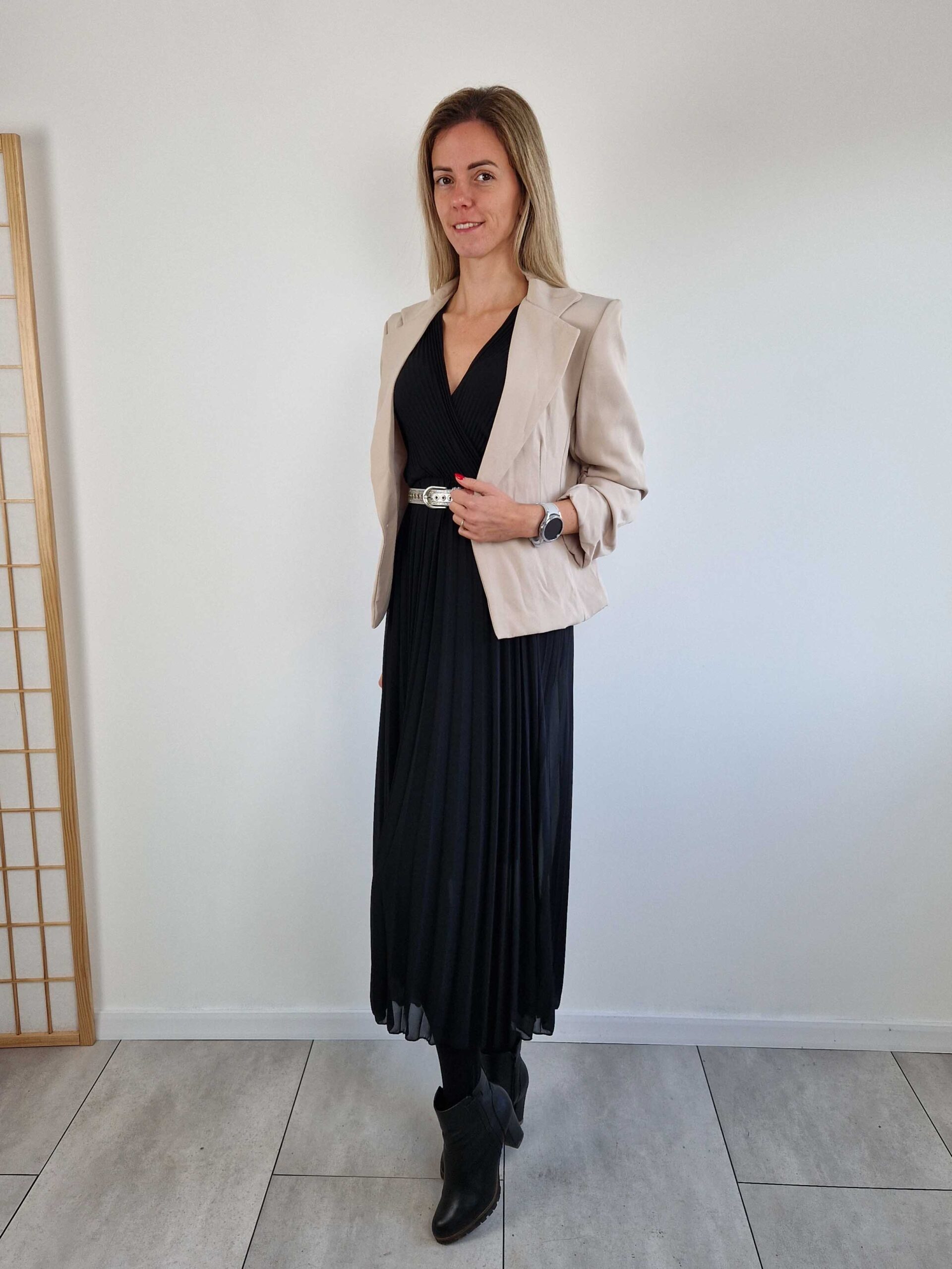 Pearl rövid bézs blézer – 38-40 méret