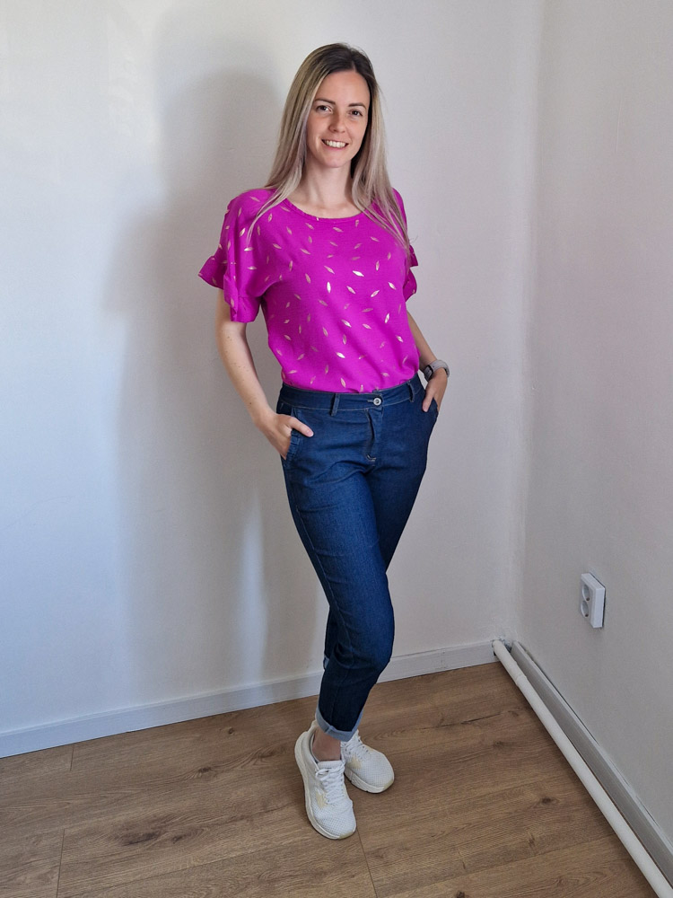 Leaf lila levélmintás oversize fodros vállú felső – XL méretig